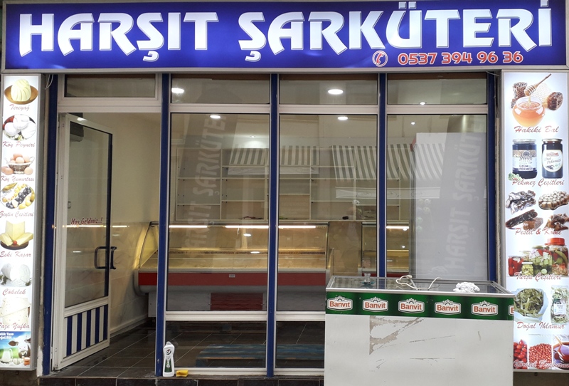 Doğankent'te Harşıt Şarküteri Açıldı