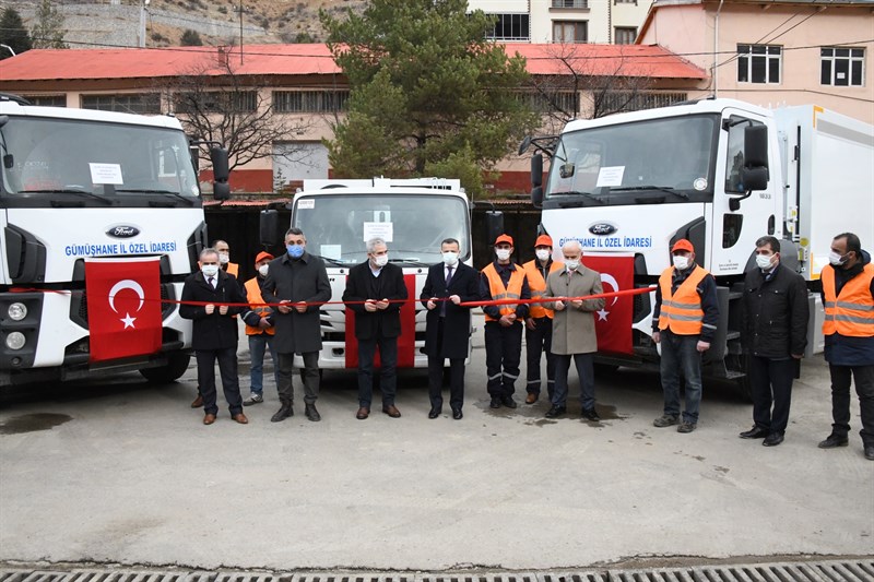 Gümüşhane il Özel İdaresi'nin Yeni Çöp Araçları Hizmete Sunuldu