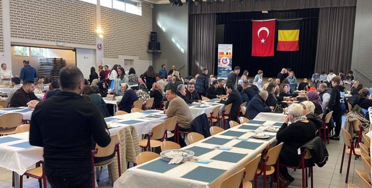 Belçika'daki Gurbetçilerimizden Türkiye'ye Yardım