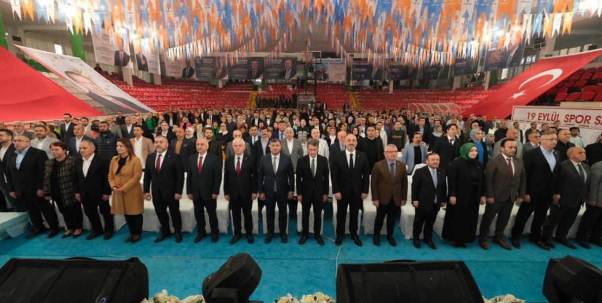 AK Parti'de Aday Tanıtım Toplantısı