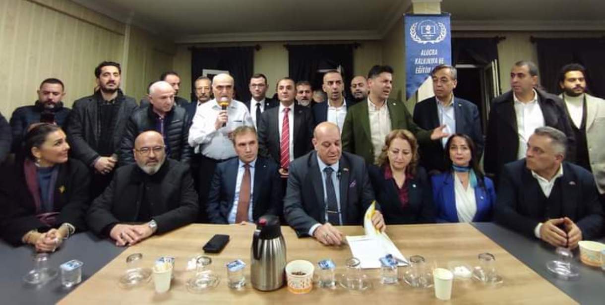 Alucralılardan Çavuşoğlu'na Tam Destek