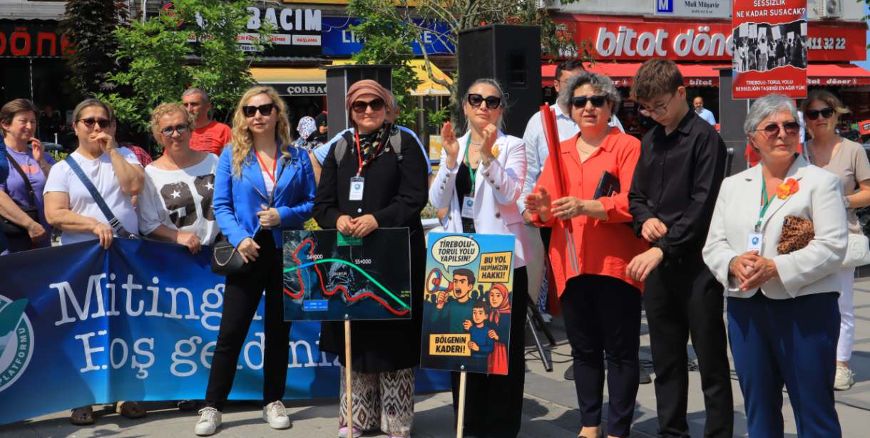 Tirebolu-Torul Yolunun İyileştirilmesi Talebiyle Büyük Miting