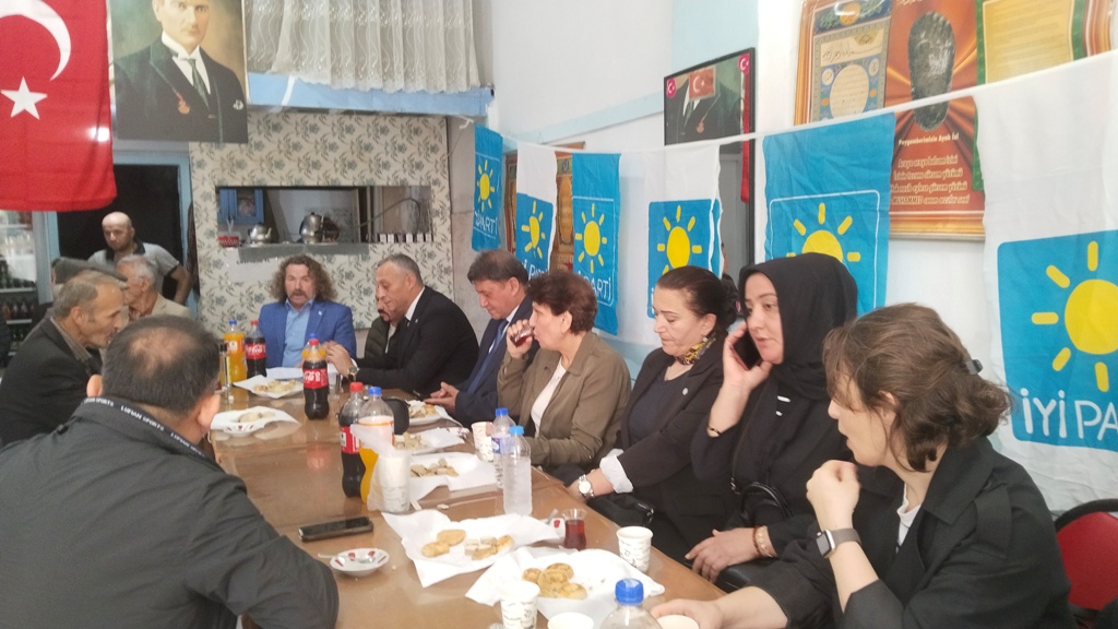 İYİ Parti Doğankent İlçe Kongre Resimleri