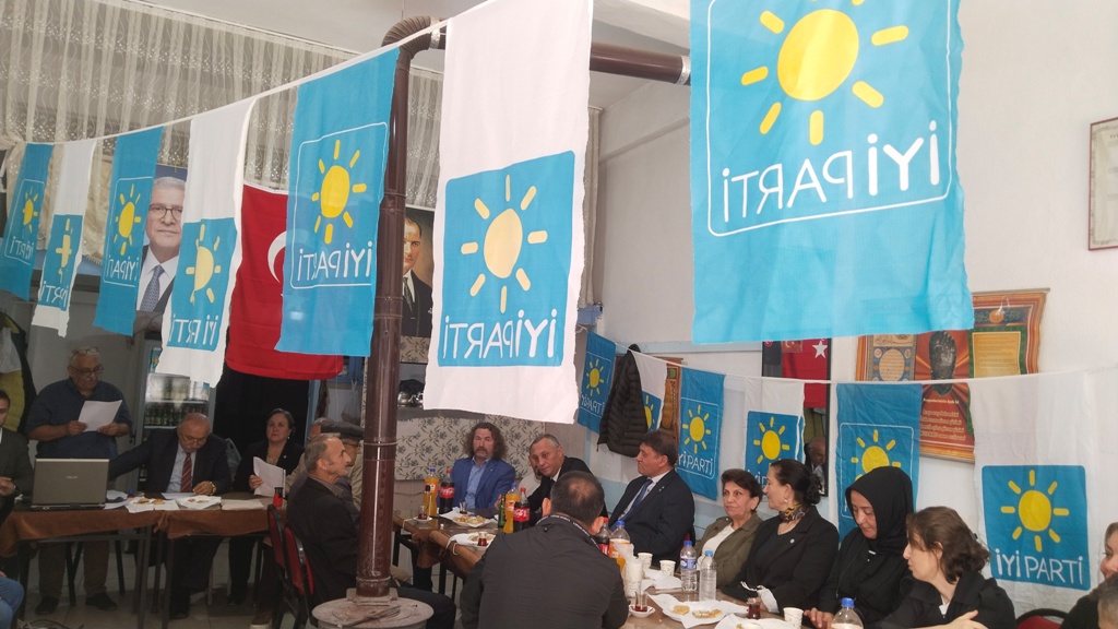 İYİ Parti Doğankent İlçe Kongre Resimleri