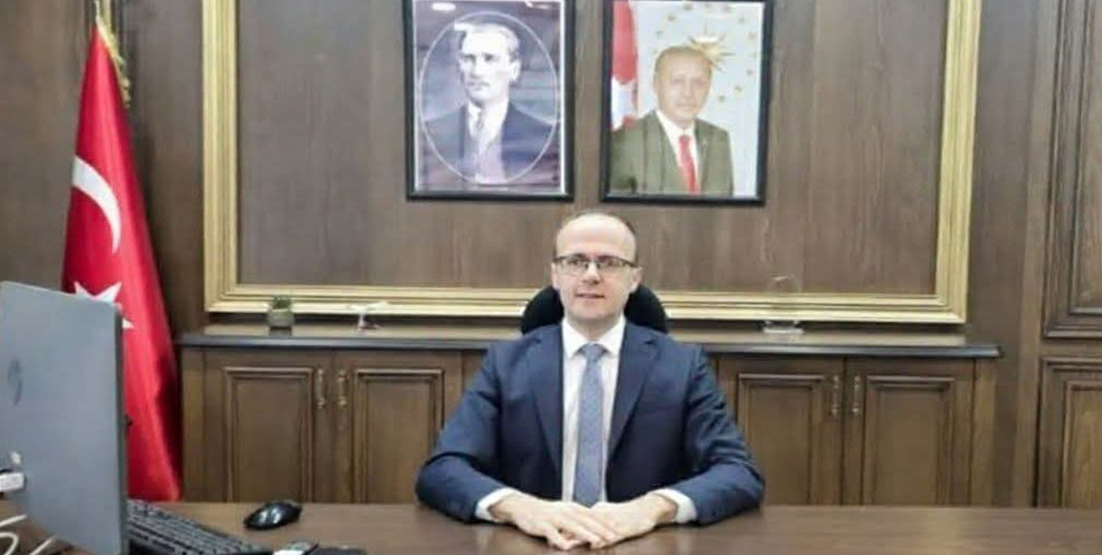 Alucra Kaymakamlığı'nda Bayrak Değişimi