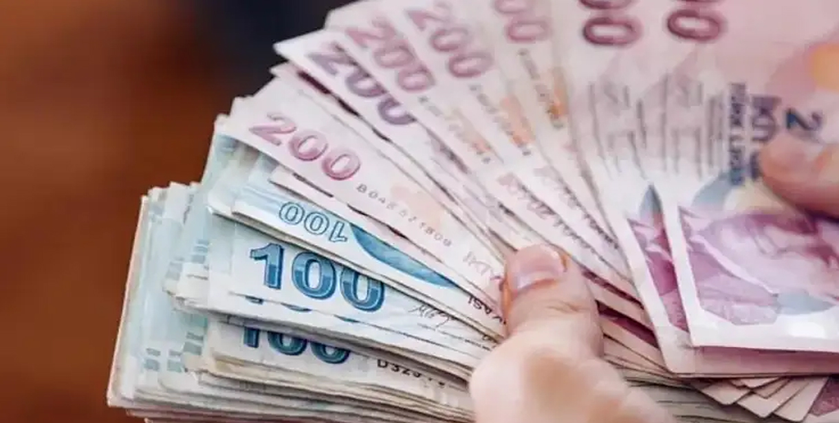 Bayram İkramiyesi ve Emekli Aylıklarının Ödeme Tarihleri Açıklandı