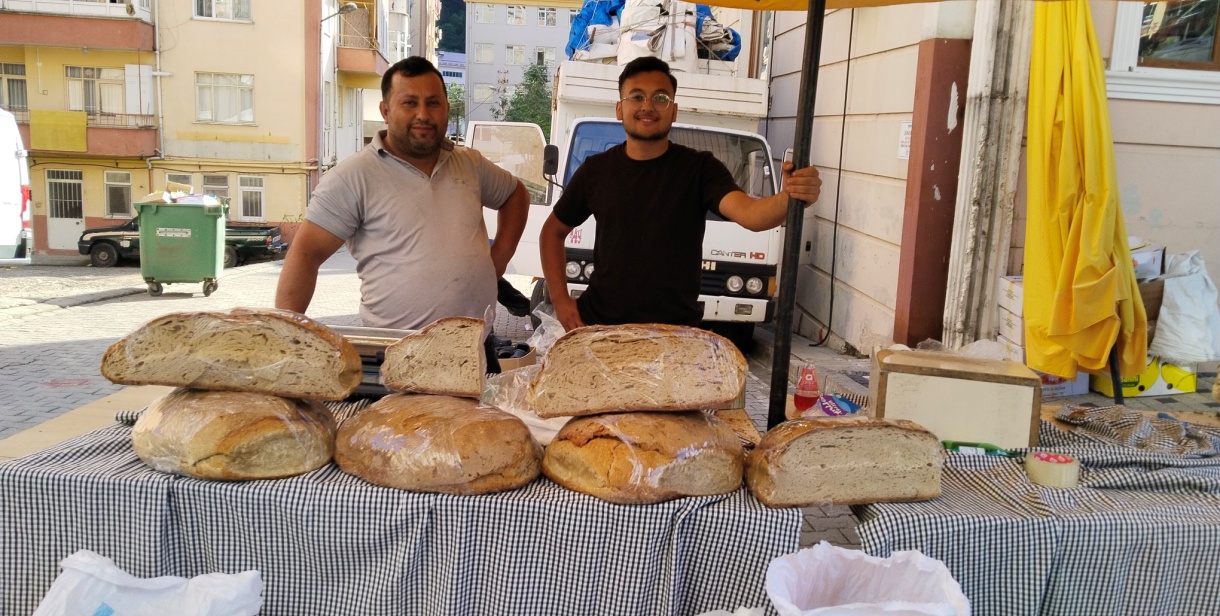 Öz Boduroğlu Araköy Ekmeği Türkiye'nin Dört Bir Yanına Ulaşıyor