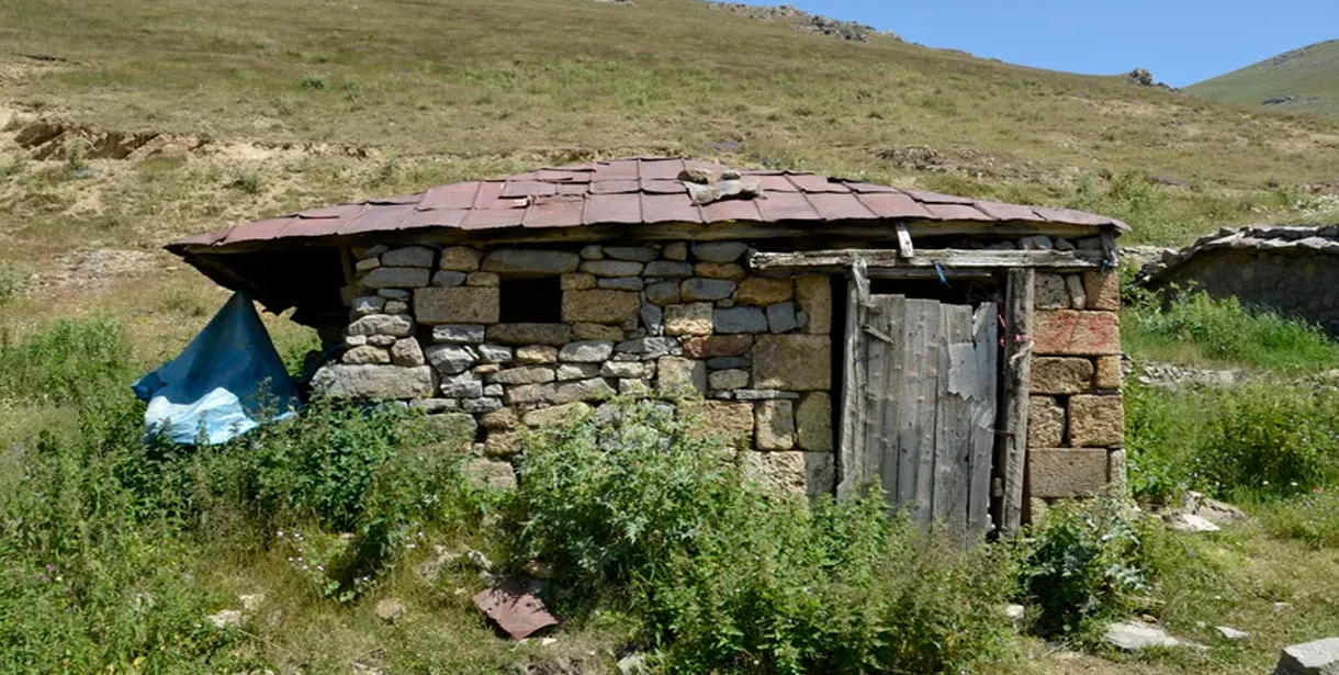 Geçmişten Günümüze Yayla Evleri